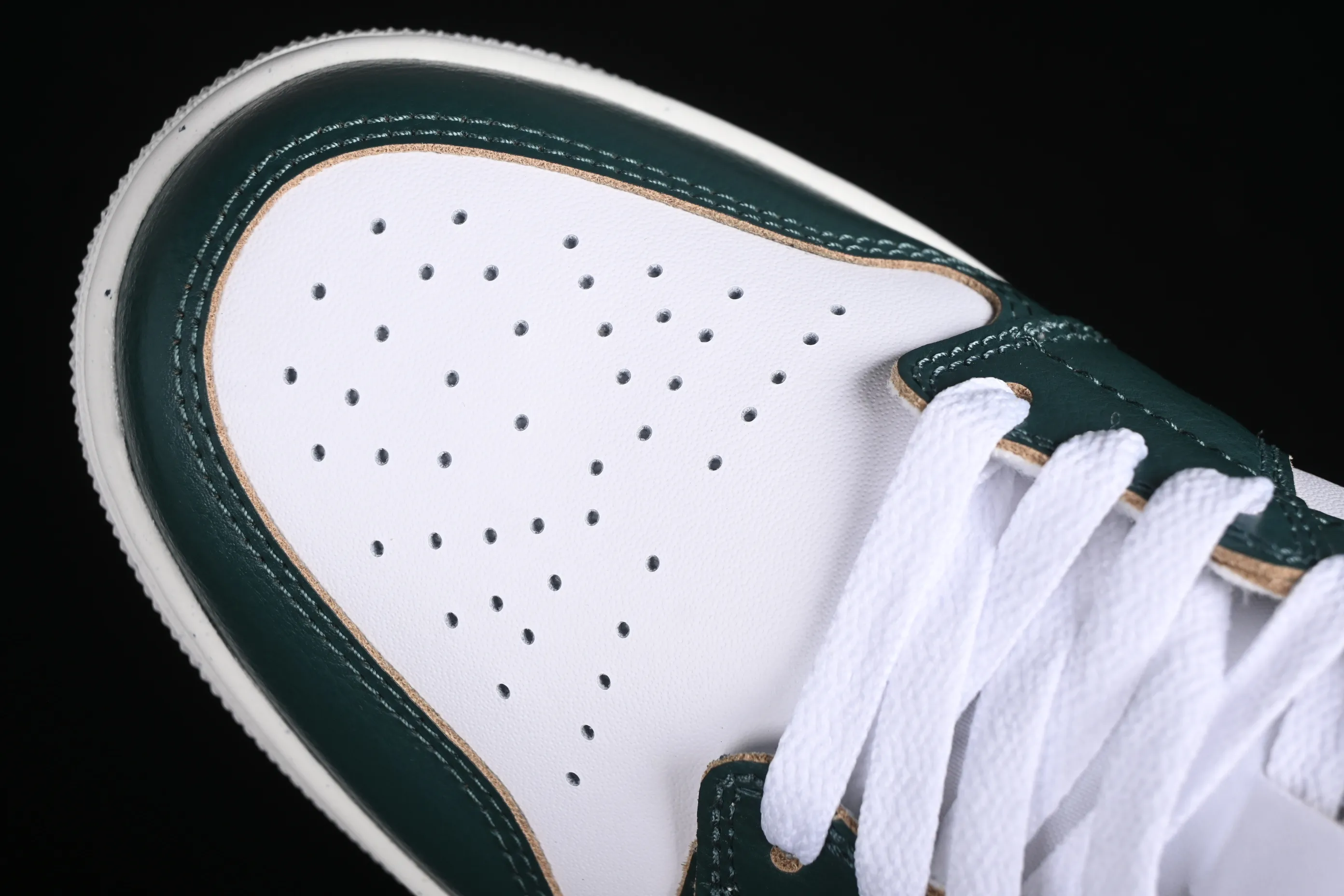 All categories Air Jordan Jordan series basketball shoes Air Jordan 1 Low G version pure original Air Jordan 1 Low AJ1 Joe 1 white green low-top cultural casual sneakers FQ7687-300